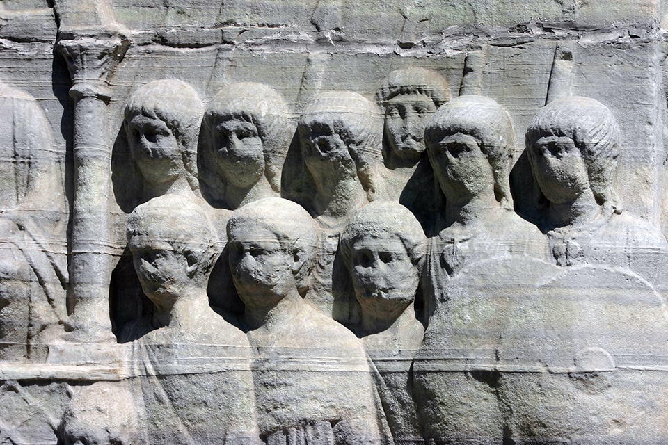 WEB Detail from the south face of the Obelisk of Theodosius wikipedia ribeiro CCBYSA30