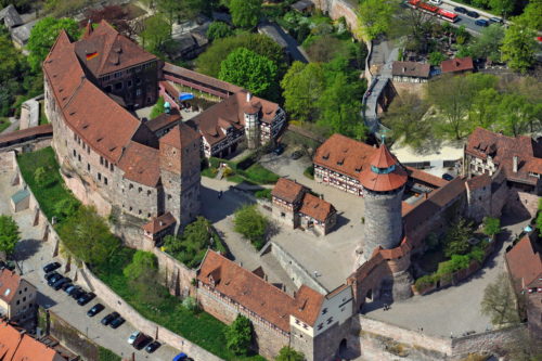 Aerial photo of the castle in Nuremberg. Source: Wikipedia/Hajo Dietz