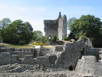 Castle at Domfront by Orne. Source: Wikipedia