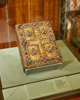 Lindau Gospels under new light