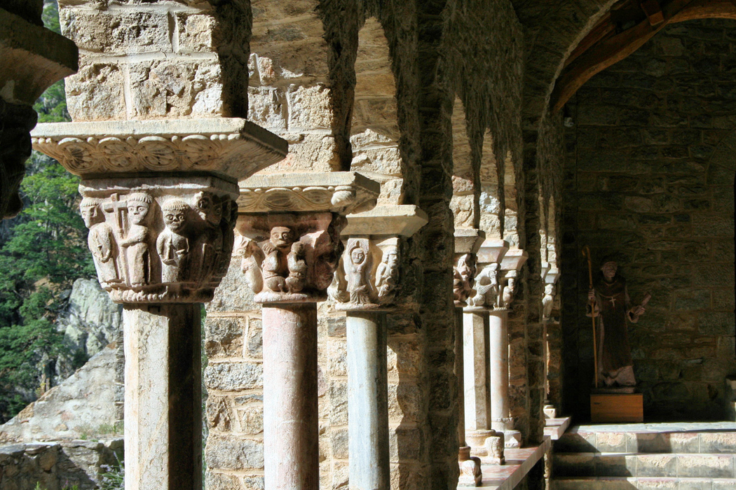 Romanesque Cloister at Saint Martin du Canigou. Source: Wikipedia