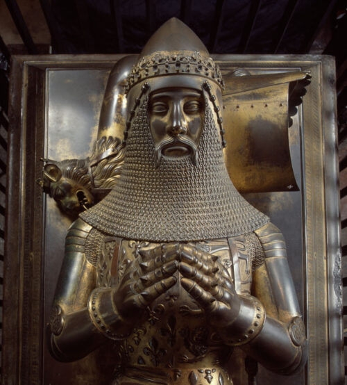 Camera reveals details of the tomb of the Black Prince in