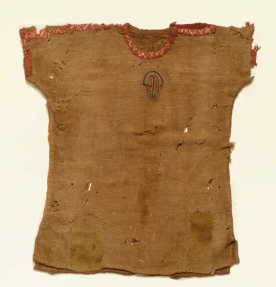 Child's Tunic. BZ.1970.46 Egypt, 4th–10th c. Tapestry weave in polychrome wool with embroidery in polychrome wool © Dumbarton Oaks