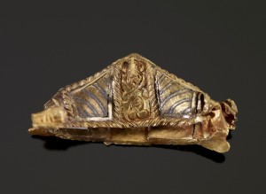 golden filigree pommel with face - Staffordshire Hoard