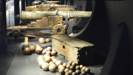 Cannon balls and canons from the Mary Rose © The Mary Rose Foundation